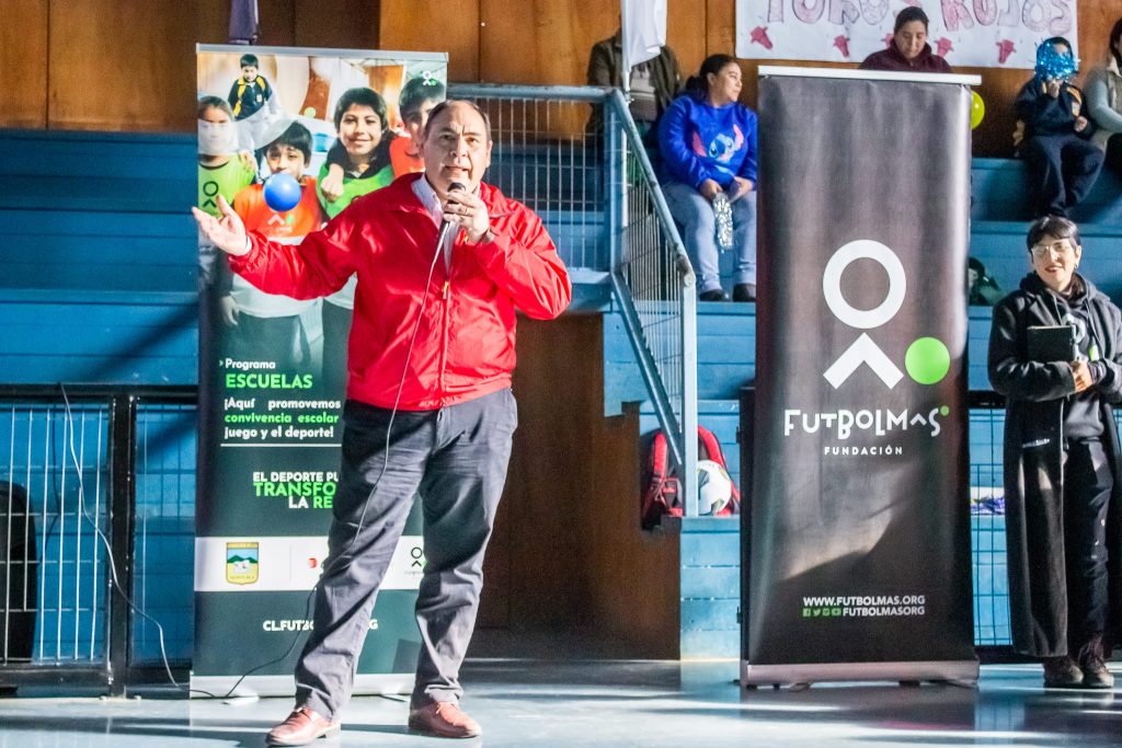 El deporte como herramienta de transformación social: más de 150 niños se benefician con programa de Fútbol Más y Coca-Cola Embonor