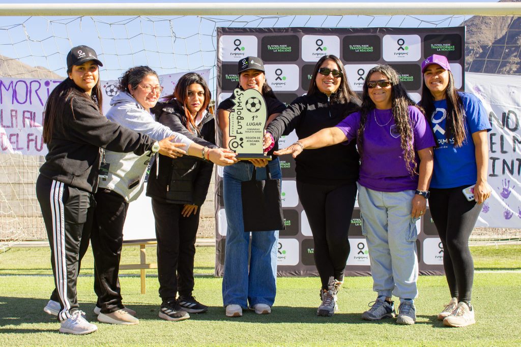 Los Loros nuevamente demuestra su compromiso con Fútbol Más y Pacific Hydro