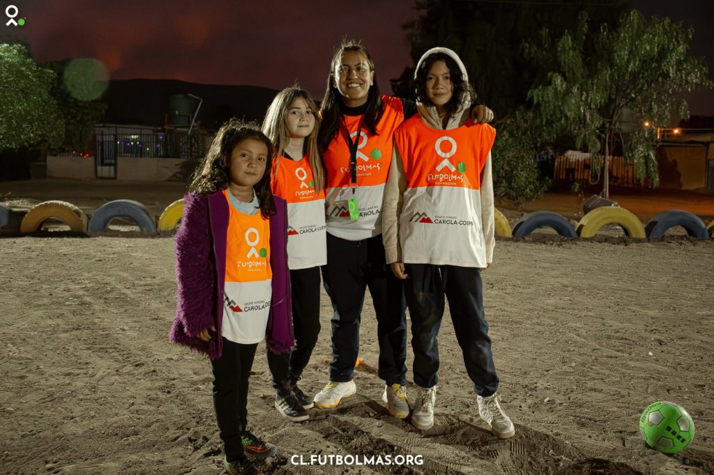Para este 2025 Minera Carola y Fútbol Más suman un nuevo barrio en Tierra Amarilla