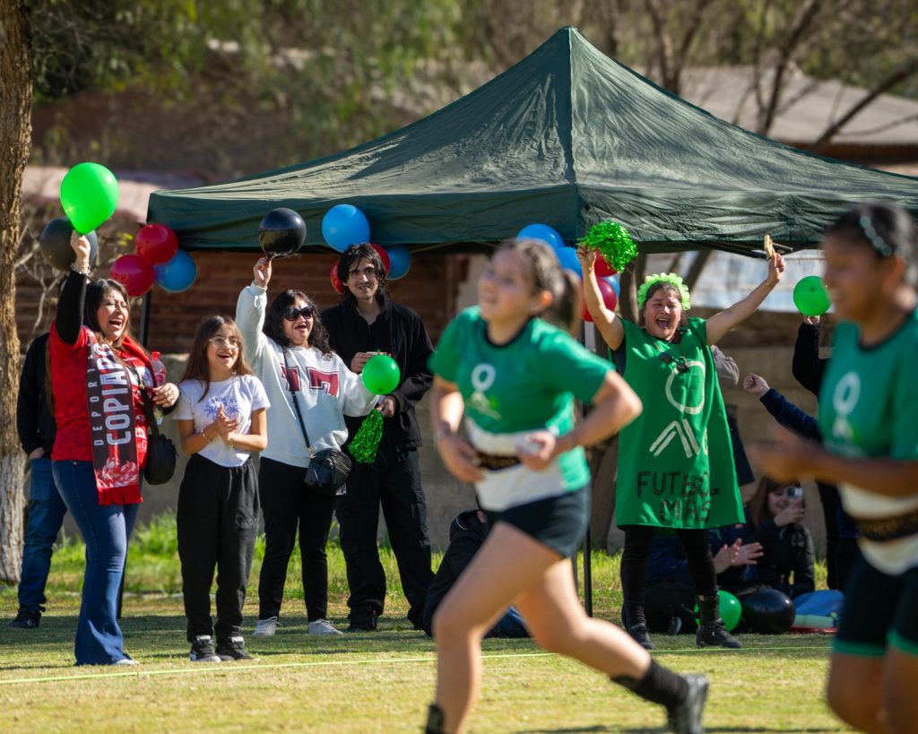 Fútbol femenino se toma Tierra Amarilla con la 2da versión de la Copa #ElBalónNoTieneGénero 