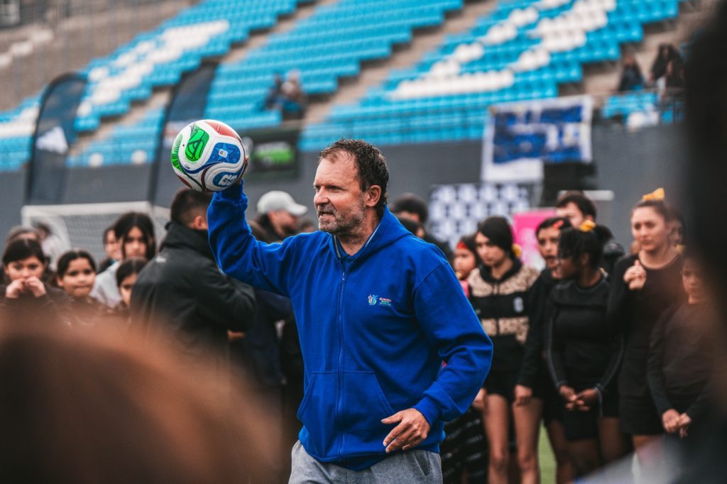 Nueva edición de la Copa #ElBalónNoTieneGénero® by adidas reunió por primera vez a 16 equipos femeninos y 500 personas 